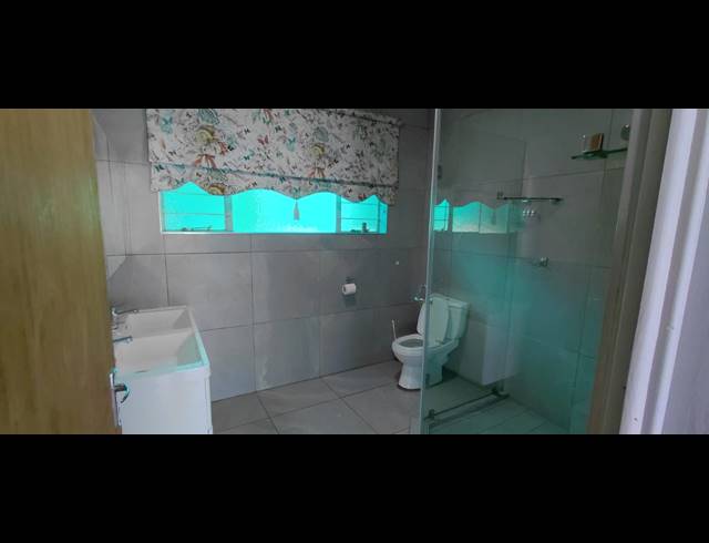 3 BEDROOM FREESTANDING TO LET IN DALPARK PROPER